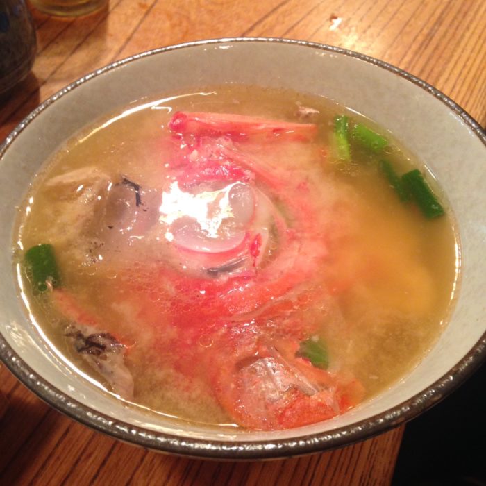 伊豆稲取魚八寿しの金目鯛のあら汁