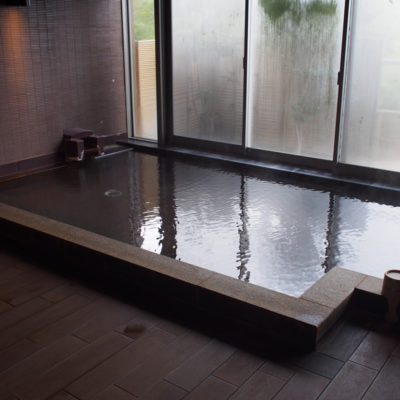 「ATAMI せかいえ」の大浴場の大きなお風呂